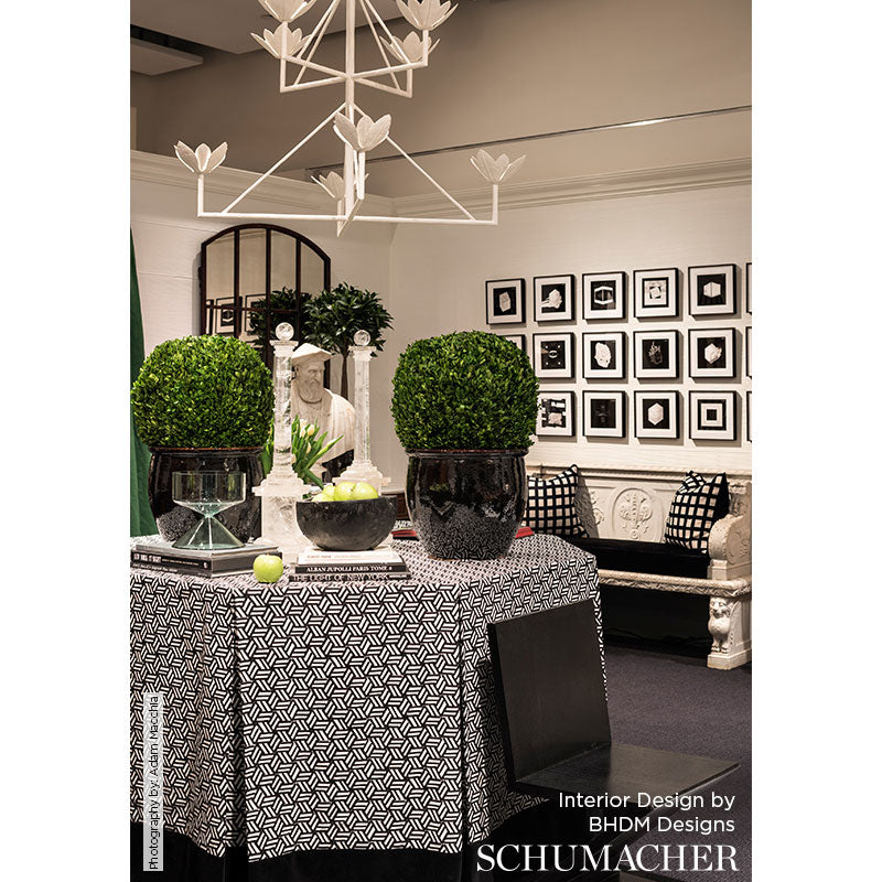 TUMBLING-BLOCKS-BLACK-SCHUMACHER-176043