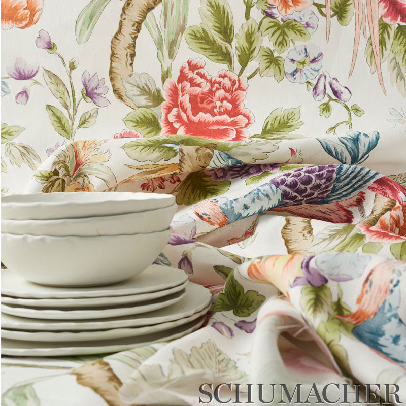 MAJESTIC-GARDEN-ROSE-CELADON-SCHUMACHER-178161