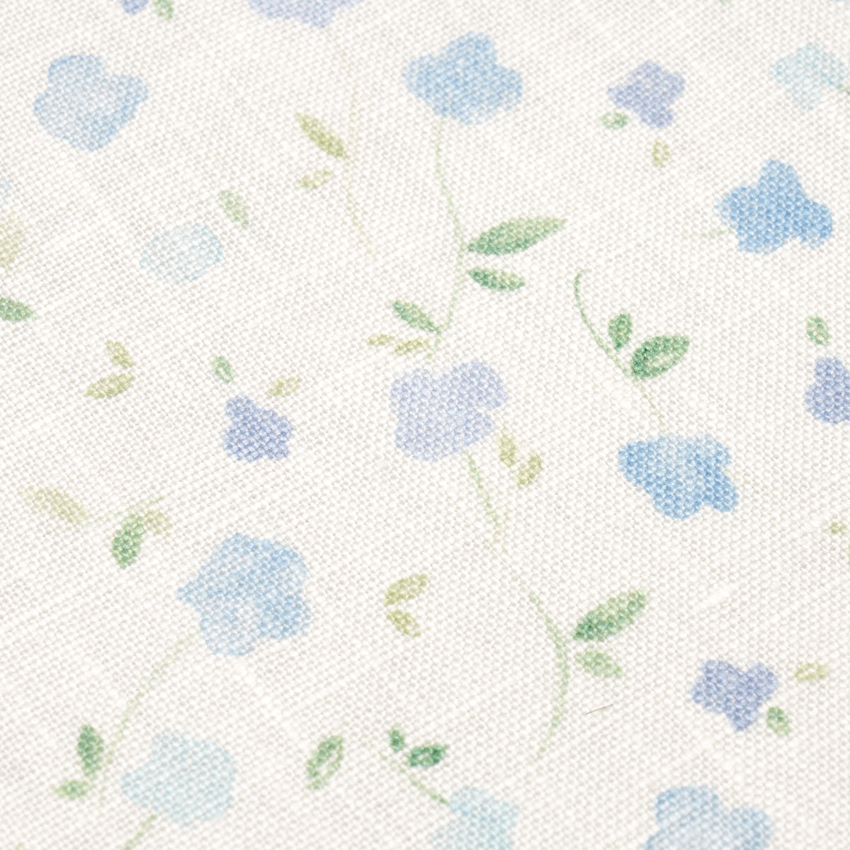 BLOOMWIND-PERFORMANCE-LINEN-BLUE-SCHUMACHER-180431