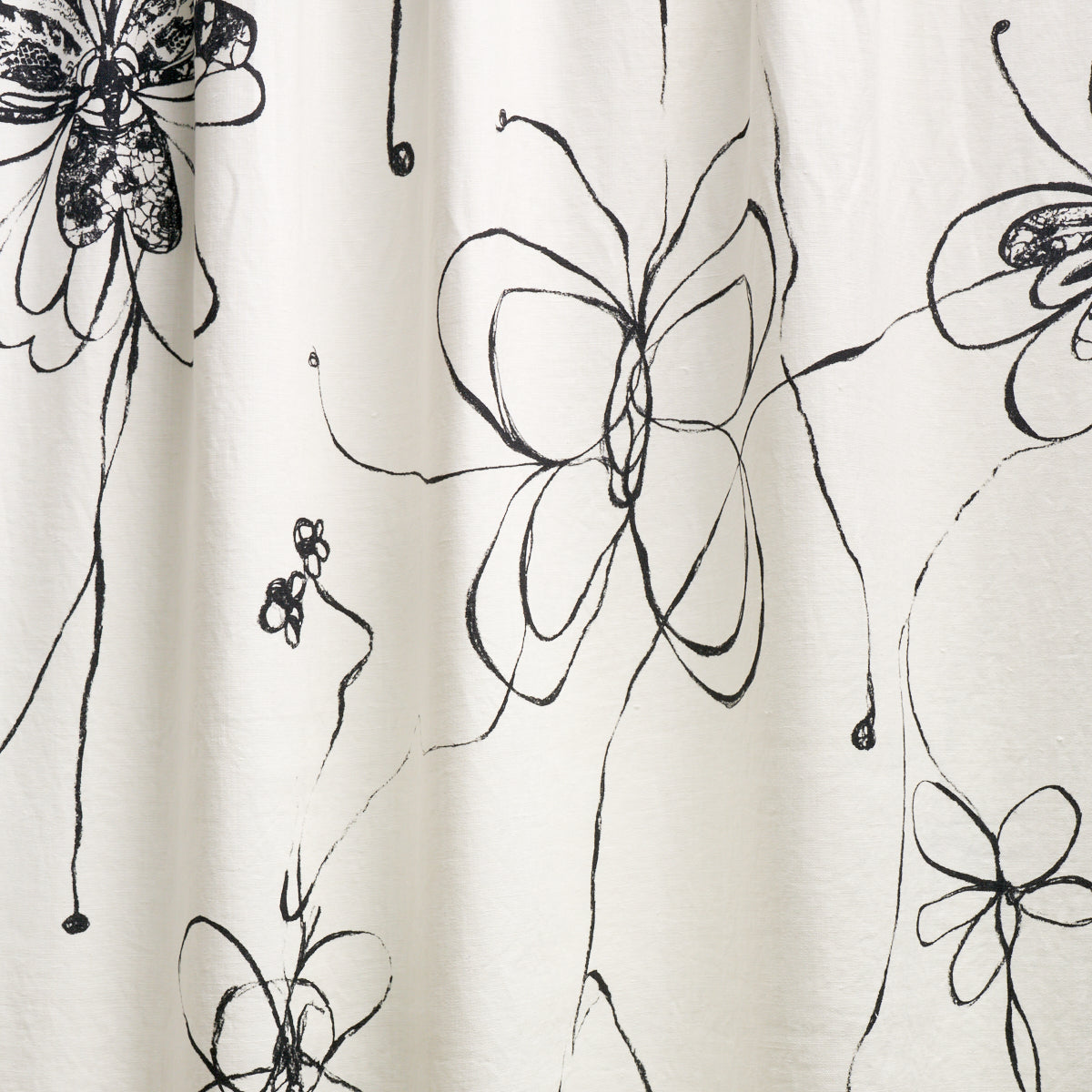 COME-BACK-AS-A-FLOWER-SOFT-BLACK-SCHUMACHER-180520