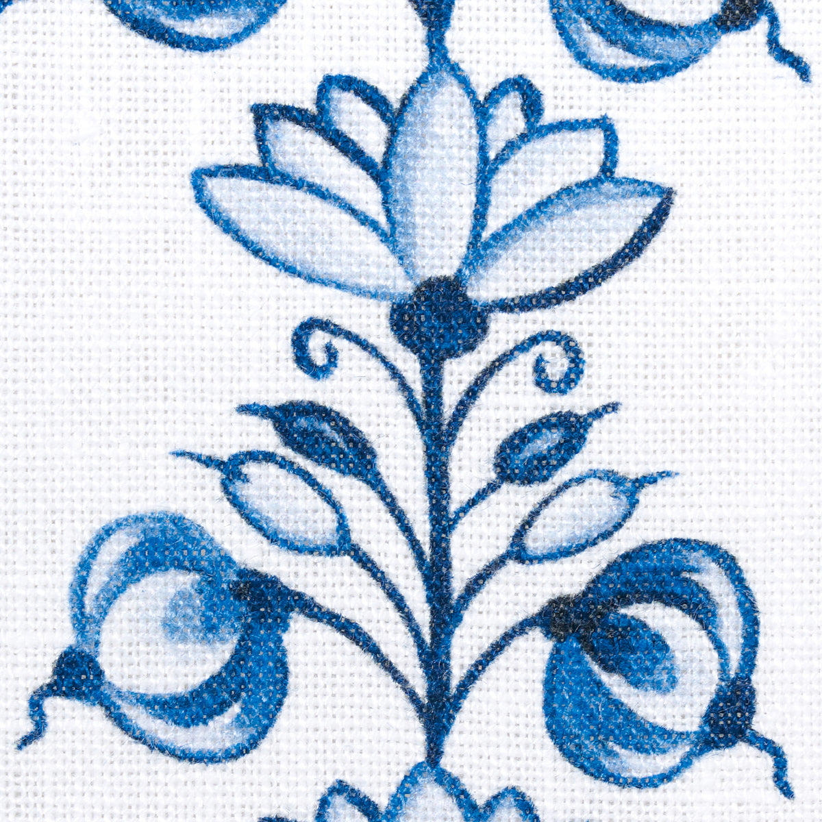 DELFT-STRIPE-CORNFLOWER-BLUE-SCHUMACHER-180660