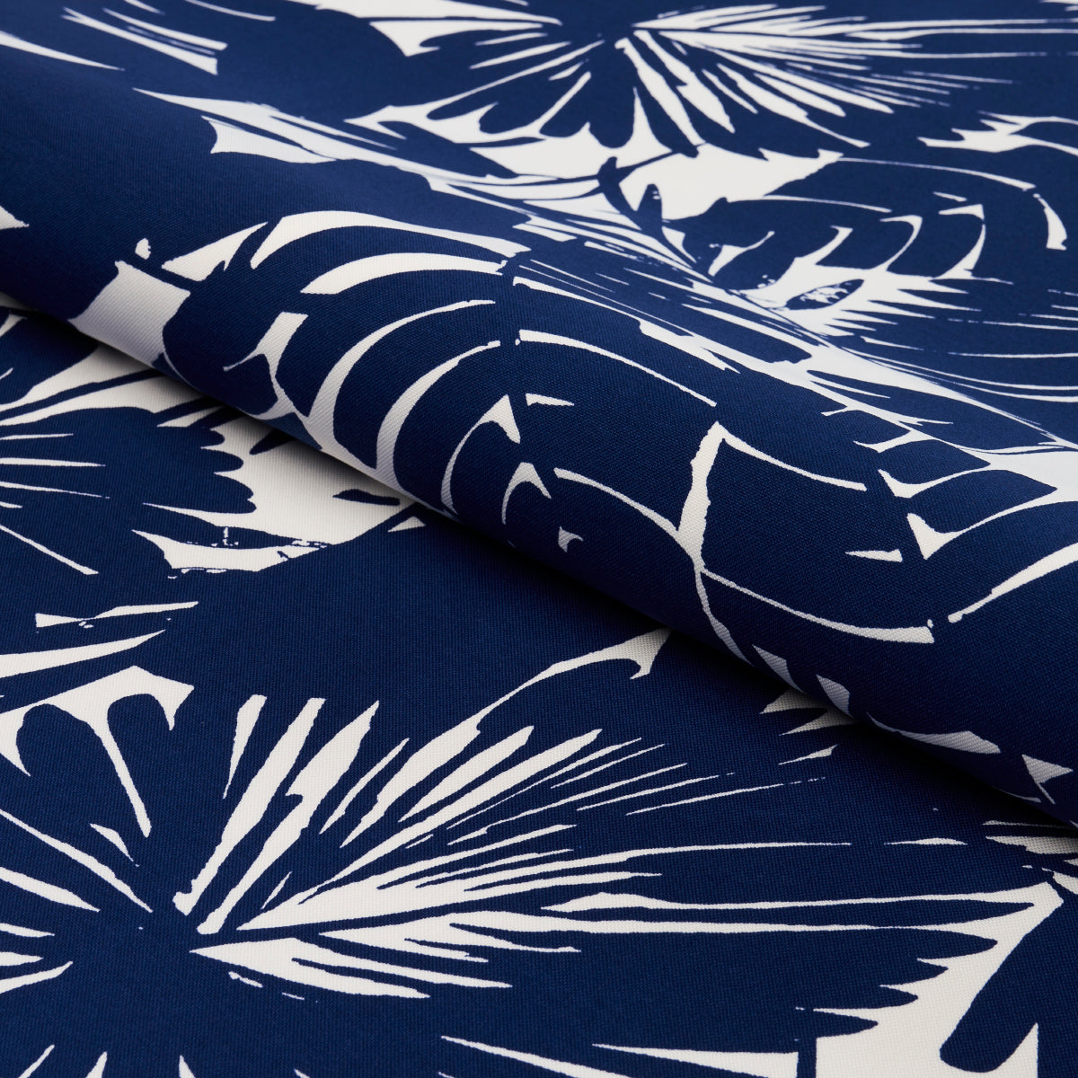 PALISADES-PALM-INDOOR-OUTDOOR-INDIGO-SCHUMACHER-181070