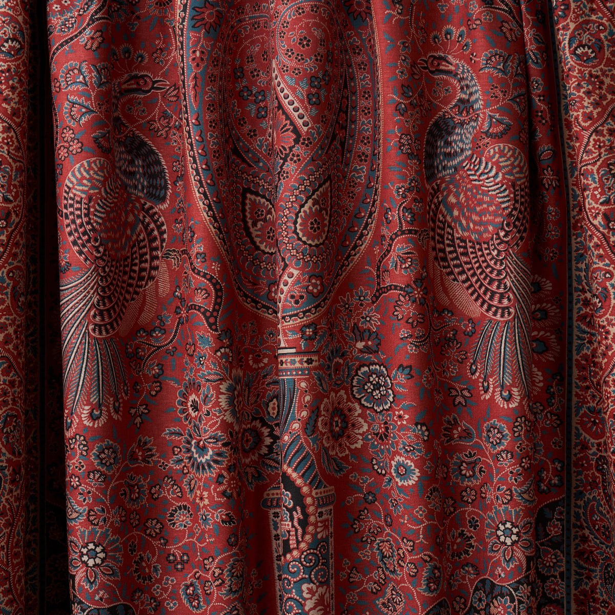 COLMERY-PAISLEY-PANEL-ROUGE-SCHUMACHER-181822