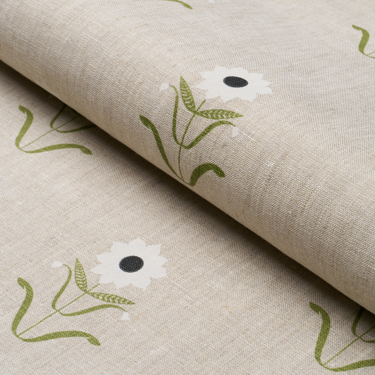 FORGET-ME-NOTS-WHITE-ON-LINEN-SCHUMACHER-181981
