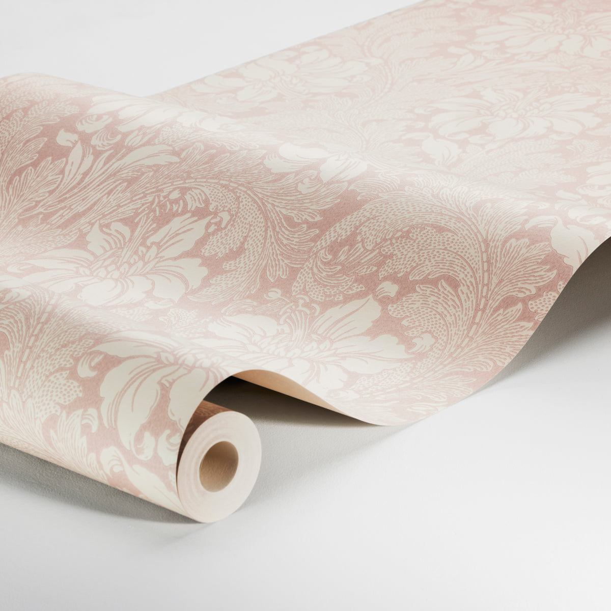 ACANTHUS-GARDEN-BLUSH-SCHUMACHER-2011