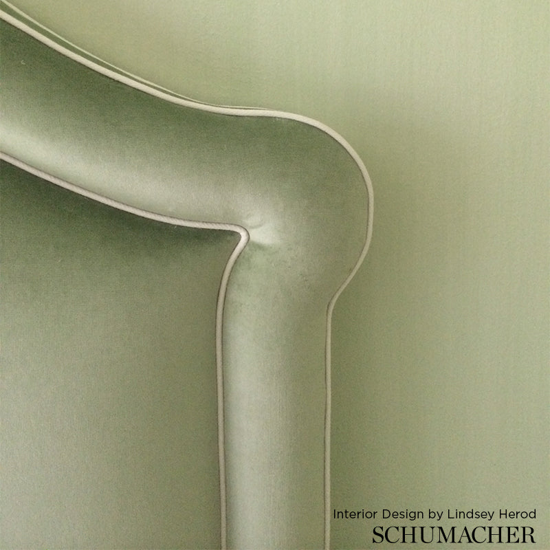 GAINSBOROUGH-VELVET-VENETIAN-SCHUMACHER-42713