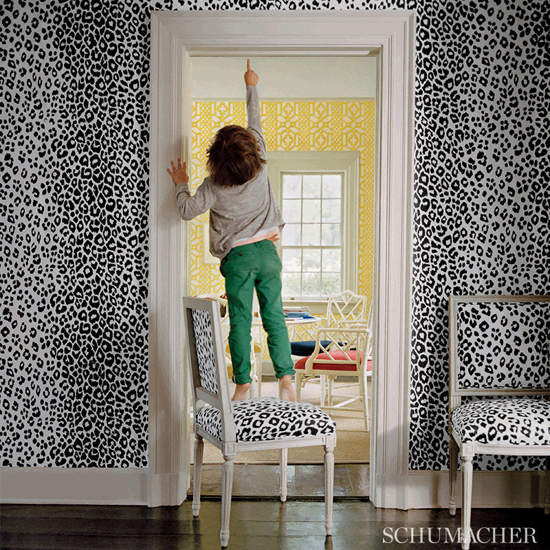 ICONIC-LEOPARD-LINEN-SCHUMACHER-5007019