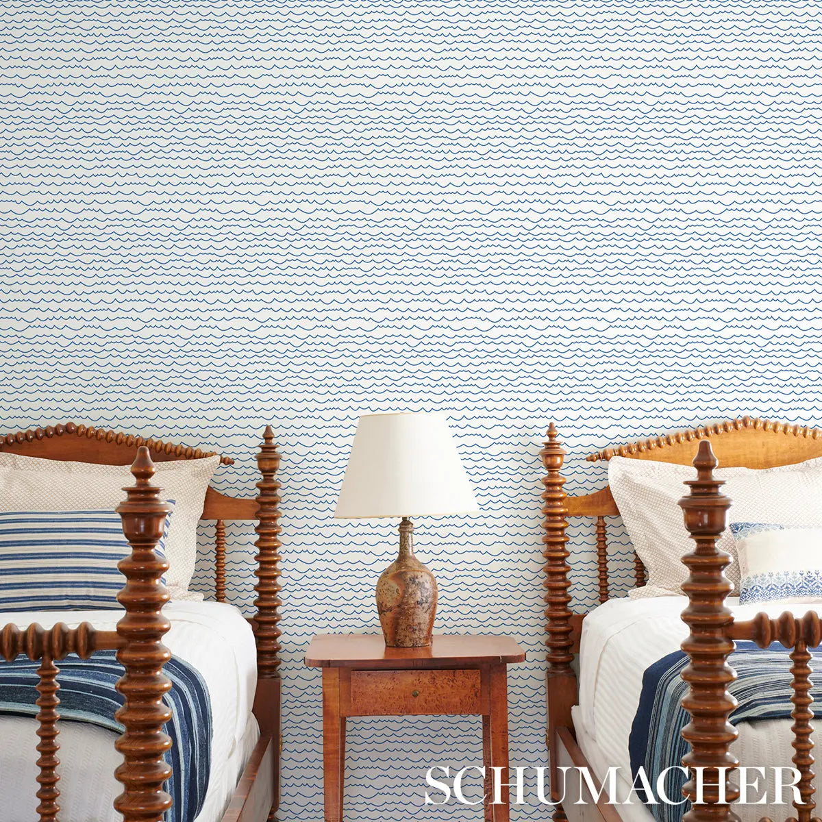 WAVES-BLUE-SCHUMACHER-5007462