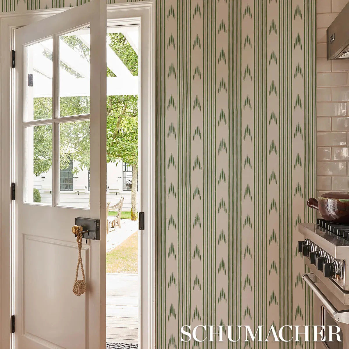 SANTA-BARBARA-IKAT-LEAF-GREEN-SCHUMACHER-5009224