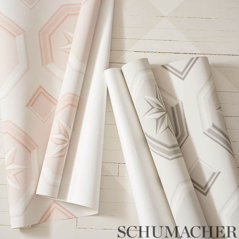 AUGUSTUS-BLUSH-SCHUMACHER-5009891