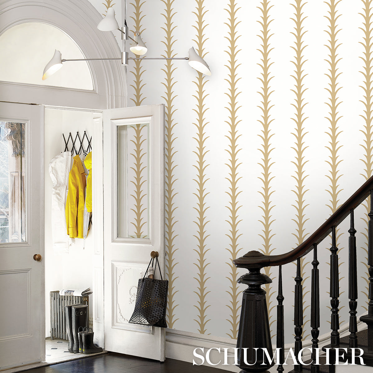 ACANTHUS-STRIPE-GOLD-ON-IVORY-SCHUMACHER-5014772