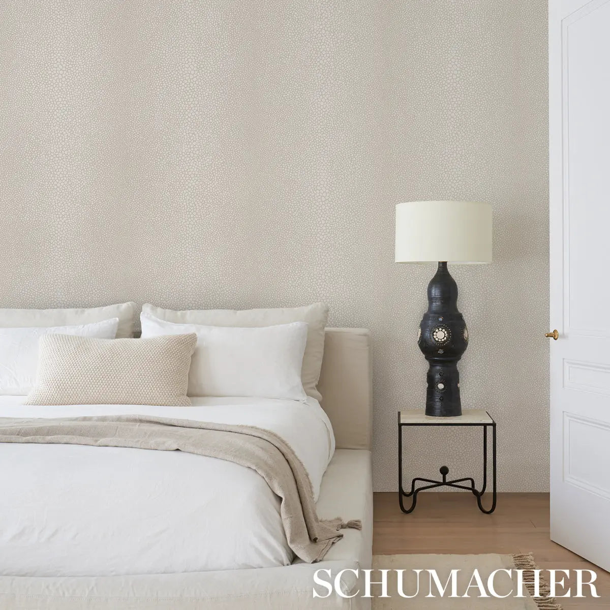 FICKLE-TEXTURE-IVORY-SCHUMACHER-5015311