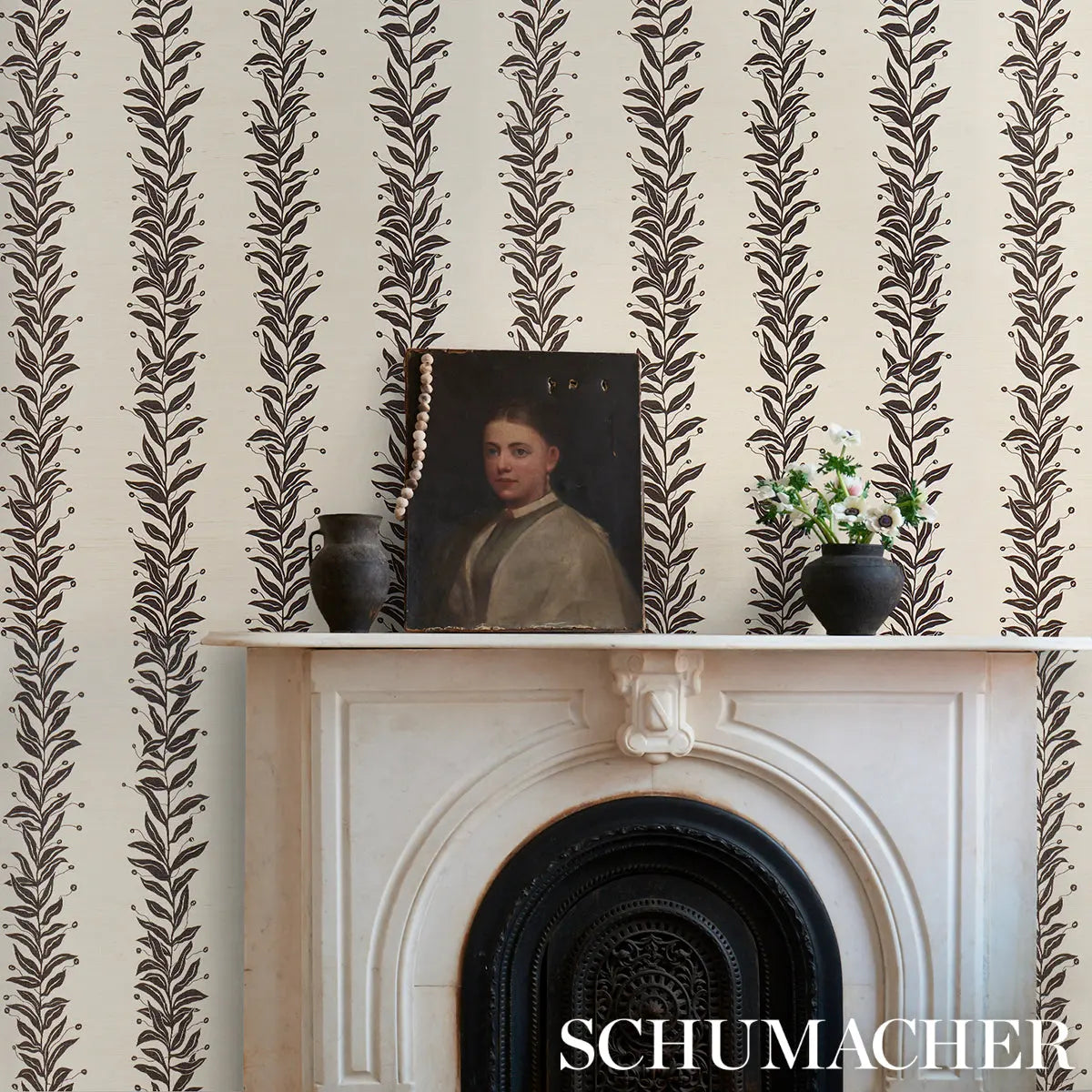 TENDRIL-STRIPE-SISAL-BLACK-CREAM-SCHUMACHER-5015562