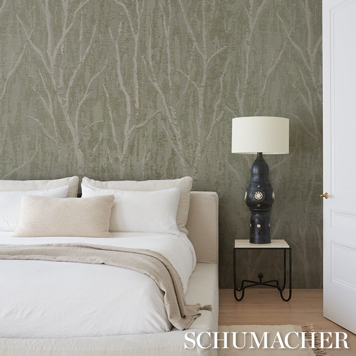 KOMOREBI-ILLUMINATED-FOREST-SCHUMACHER-5016590