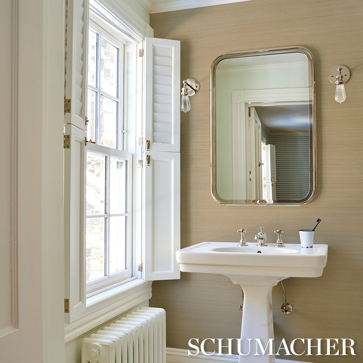 MUSA-ABACA-WALLCOVERING-SOFT-GOLD-SCHUMACHER-5016873