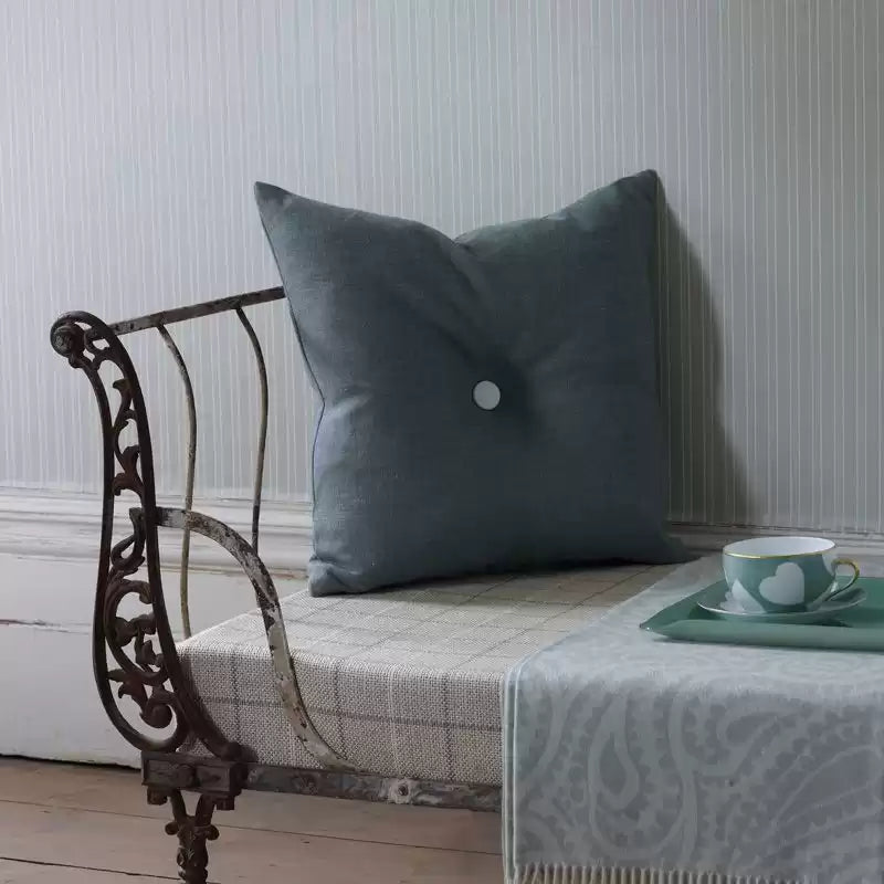 Montacute Kentwell Taupe - Nina Campbell - NCW4064-06 Wallcovering