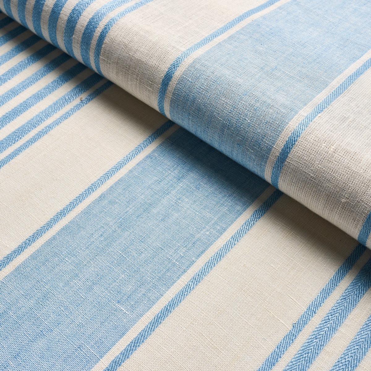 SUMMERVILLE-LINEN-STRIPE-SKY-SCHUMACHER-66094