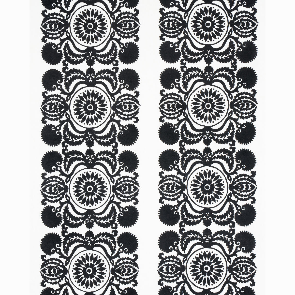 CASTANET-EMBROIDERY-BLACK-SCHUMACHER-70263