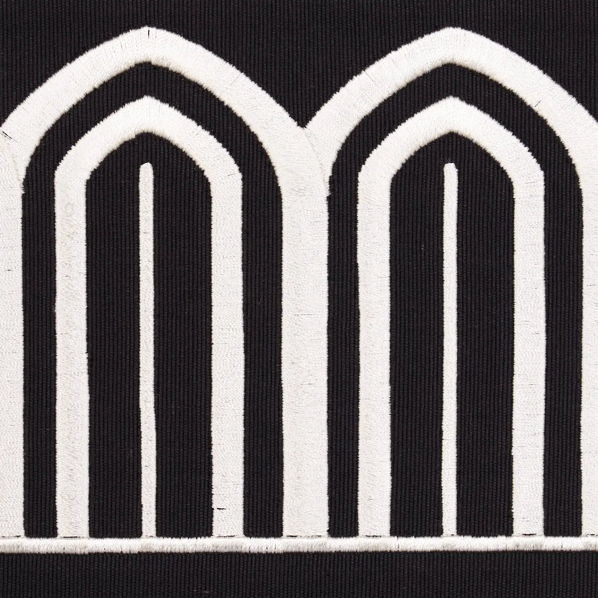 ARCHES-EMBROIDERED-TAPE-WIDE-WHITE-ON-BLACK-SCHUMACHER-70777