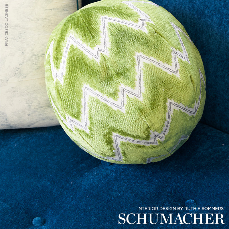 CHEVRON-VELVET-LEAF-SCHUMACHER-72843