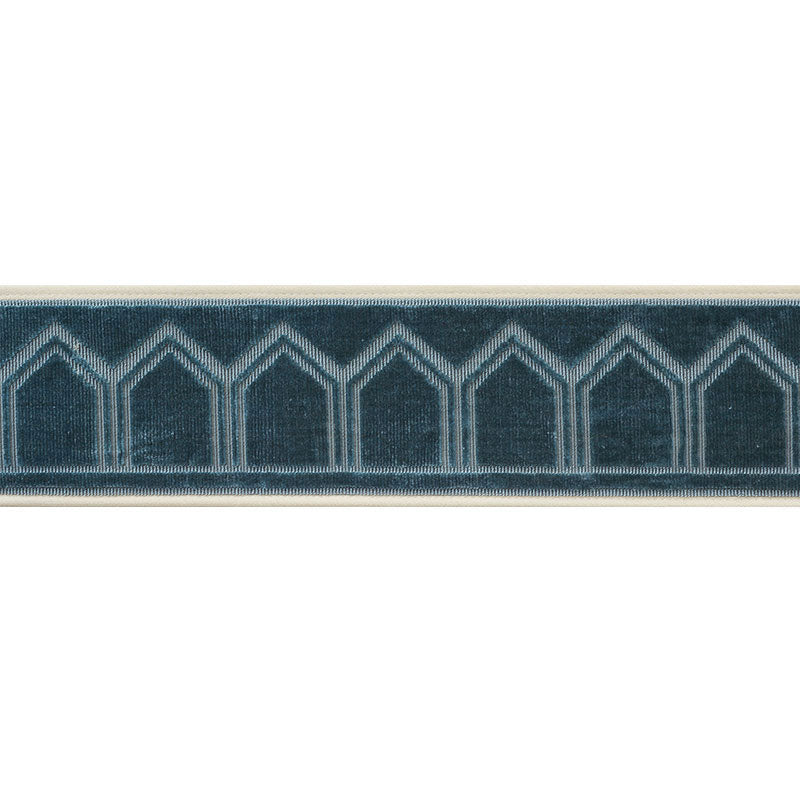 VIZIER-VELVET-TAPE-PATINA-SCHUMACHER-75731