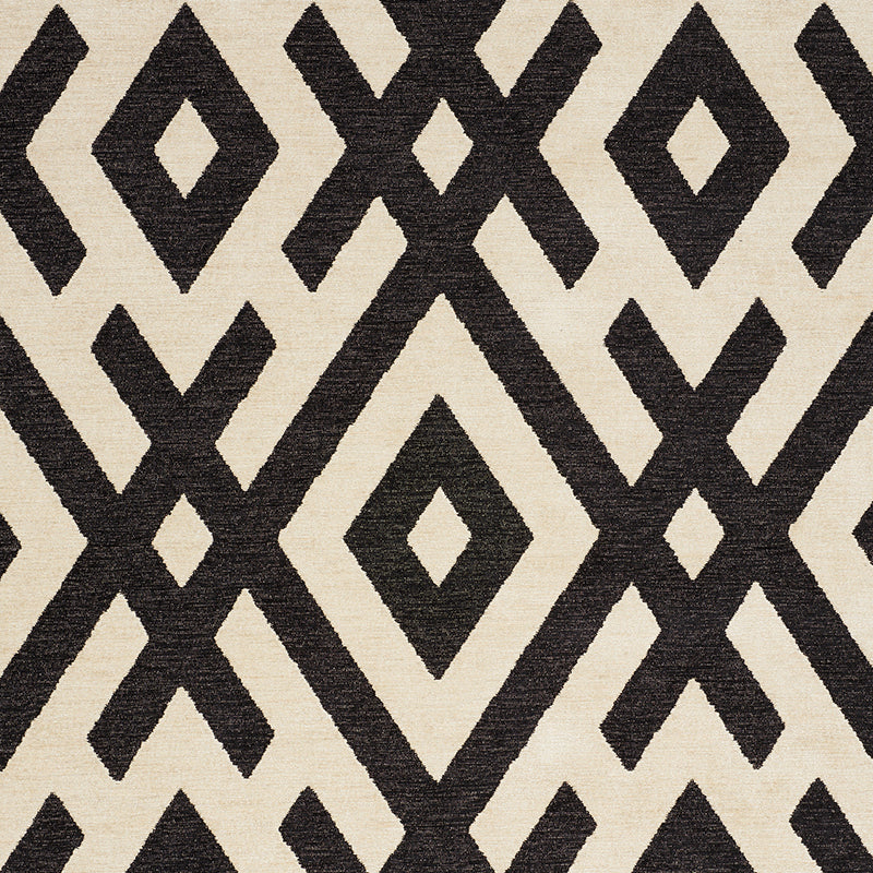 EQUIX-BLACK-SCHUMACHER-76020