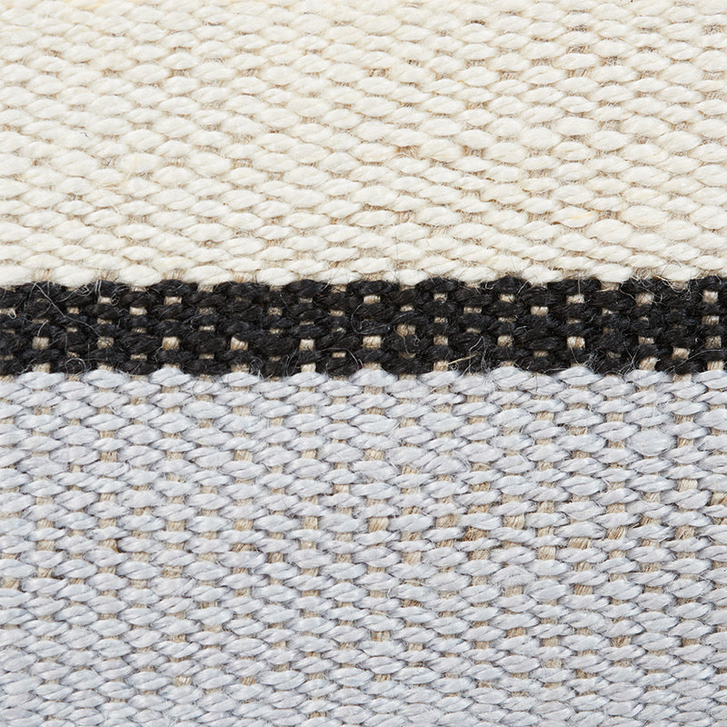 ILE-SAINT-LOUIS-MEDIUM-TAPE-WHITE-BLACK-SILVERY-BLUE-SCHUMACHER-77010