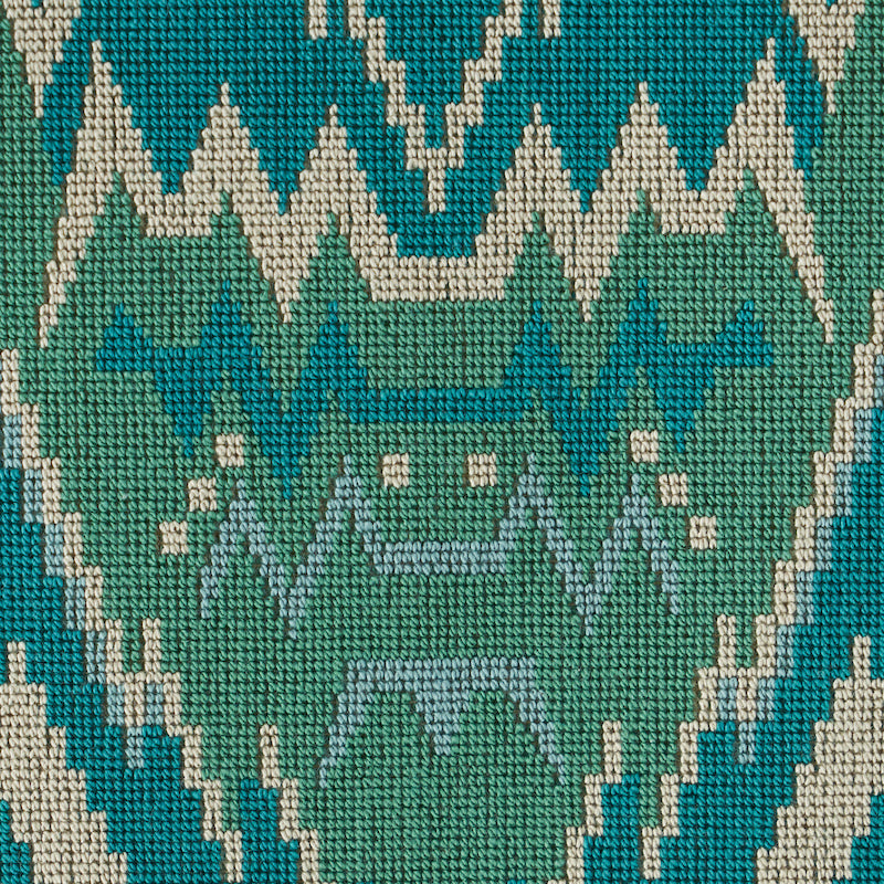 TAURIDE-PINGL-PEACOCK-SCHUMACHER-79042