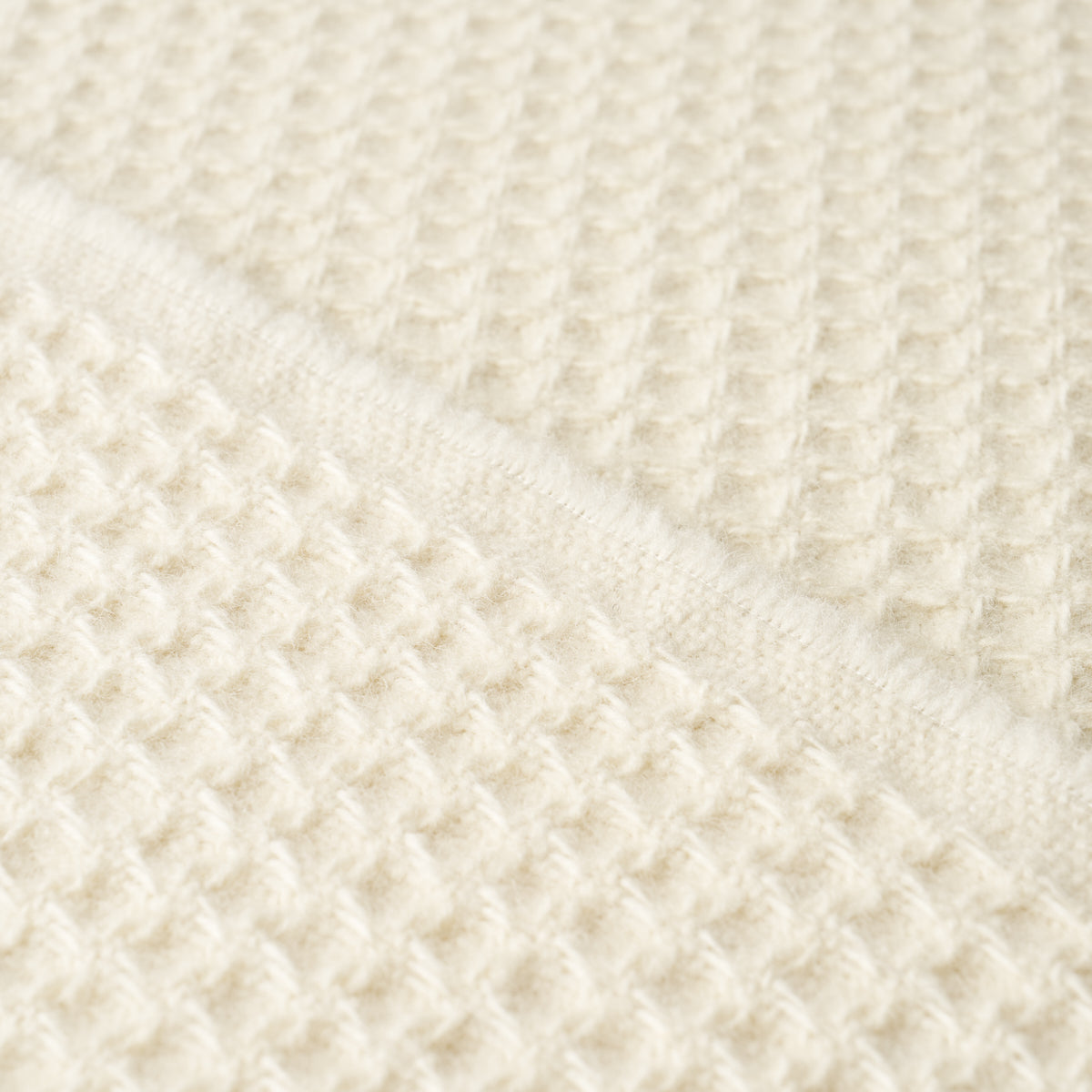 WALDEN-WOOL-TEXTURE-IVORY-SCHUMACHER-82641