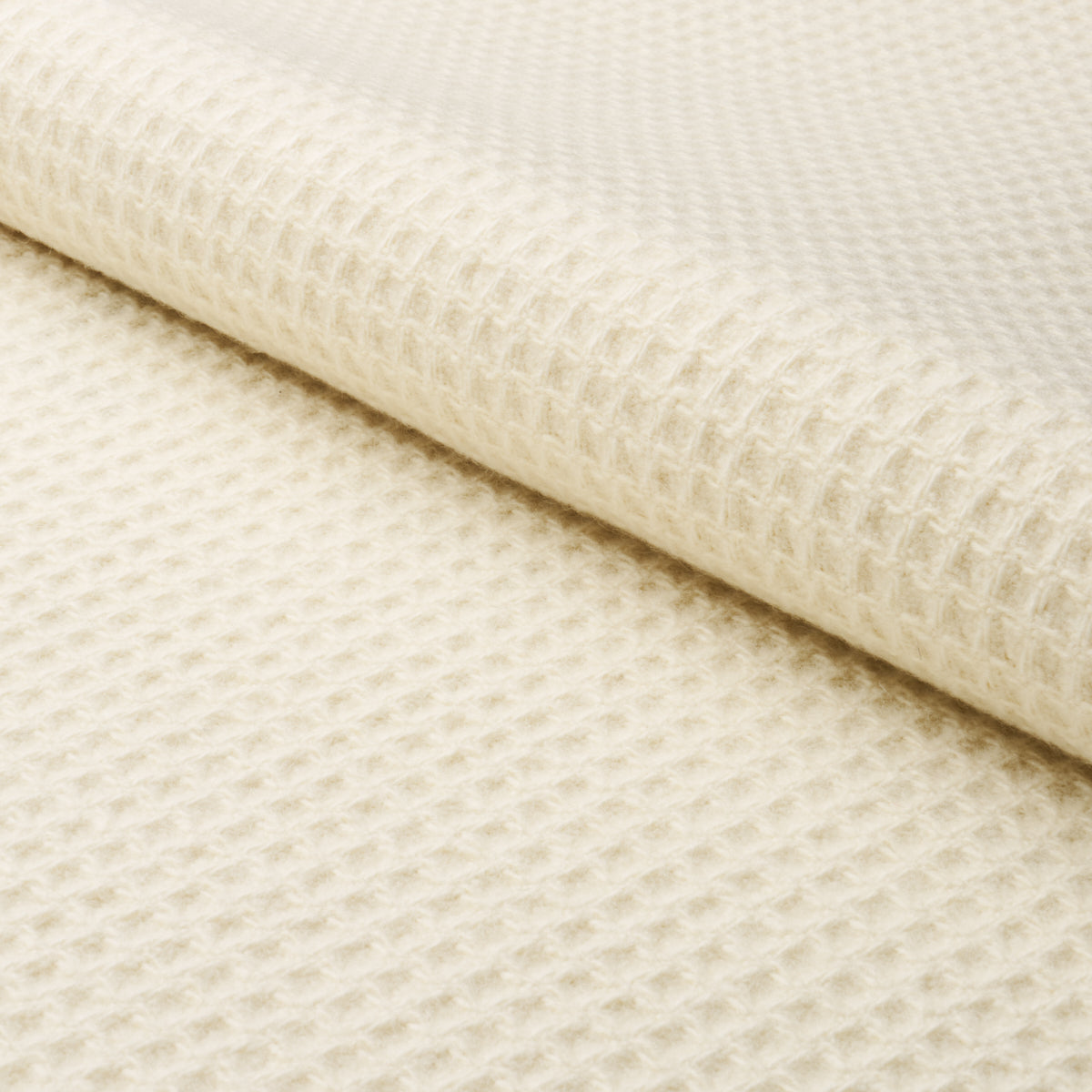 WALDEN-WOOL-TEXTURE-IVORY-SCHUMACHER-82641