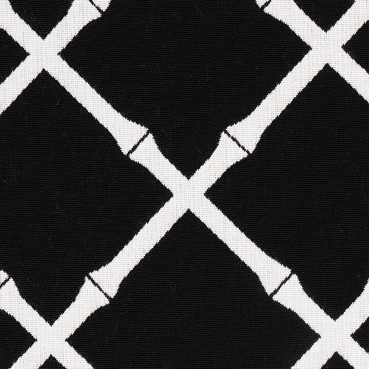 BAMBOO-TRELLIS-INDOOR-OUTDOOR-BLACK-SCHUMACHER-82763