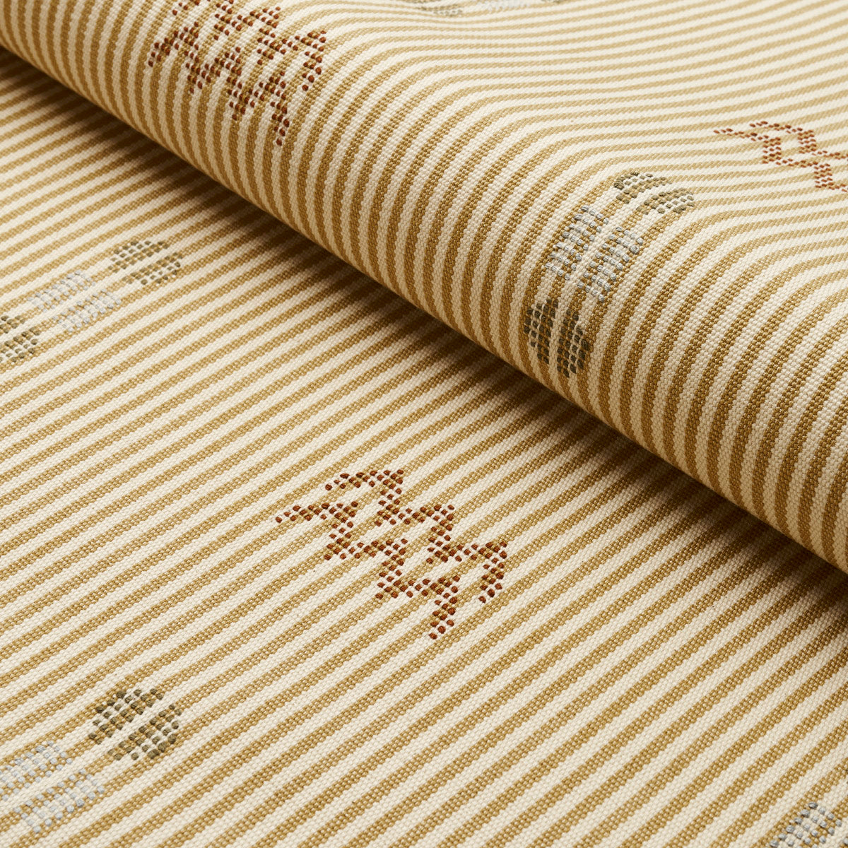 RIBBON-WHEAT-SCHUMACHER-82851