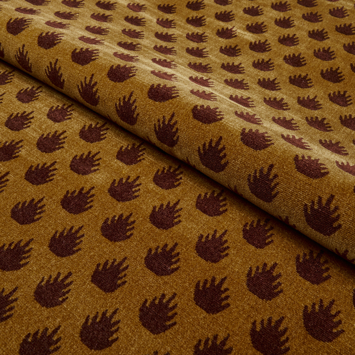 CORONATION-VELVET-BRONZE-SCHUMACHER-82980