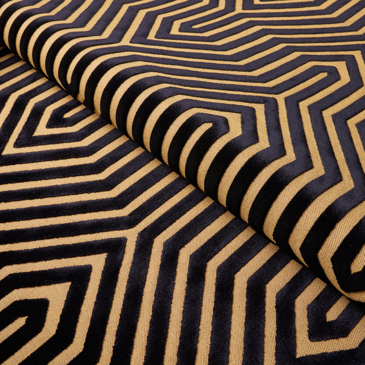 VANDERBILT-VELVET-TORTOISE-SCHUMACHER-83000
