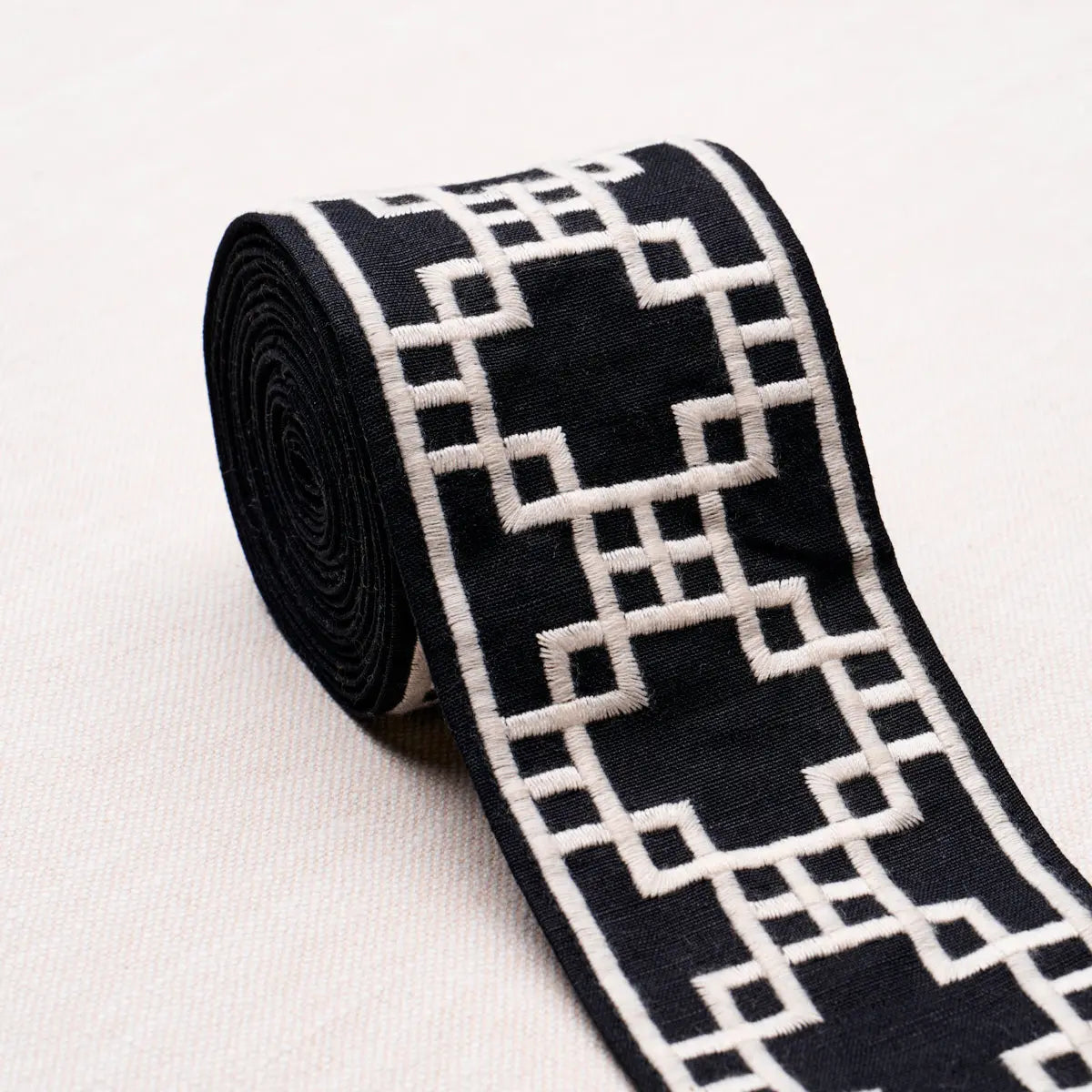 SQUARED-AWAY-TRELLIS-TAPE-BLACK-SCHUMACHER-83593