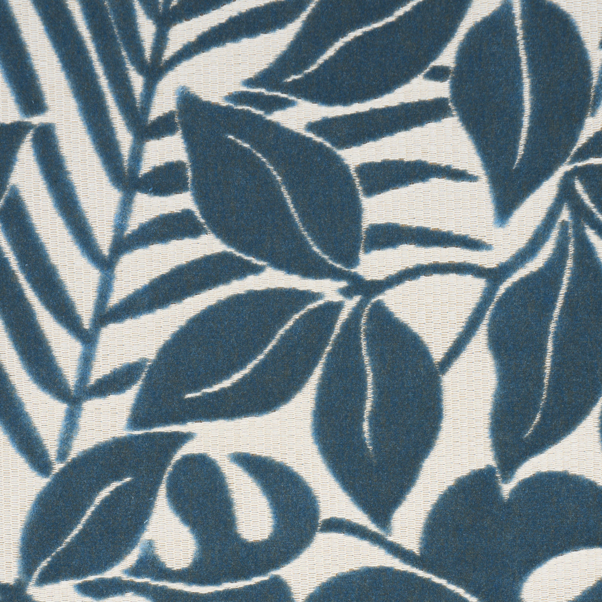 MIRAMAR-INDOOR-OUTDOOR-VELVET-CADET-SCHUMACHER-84322