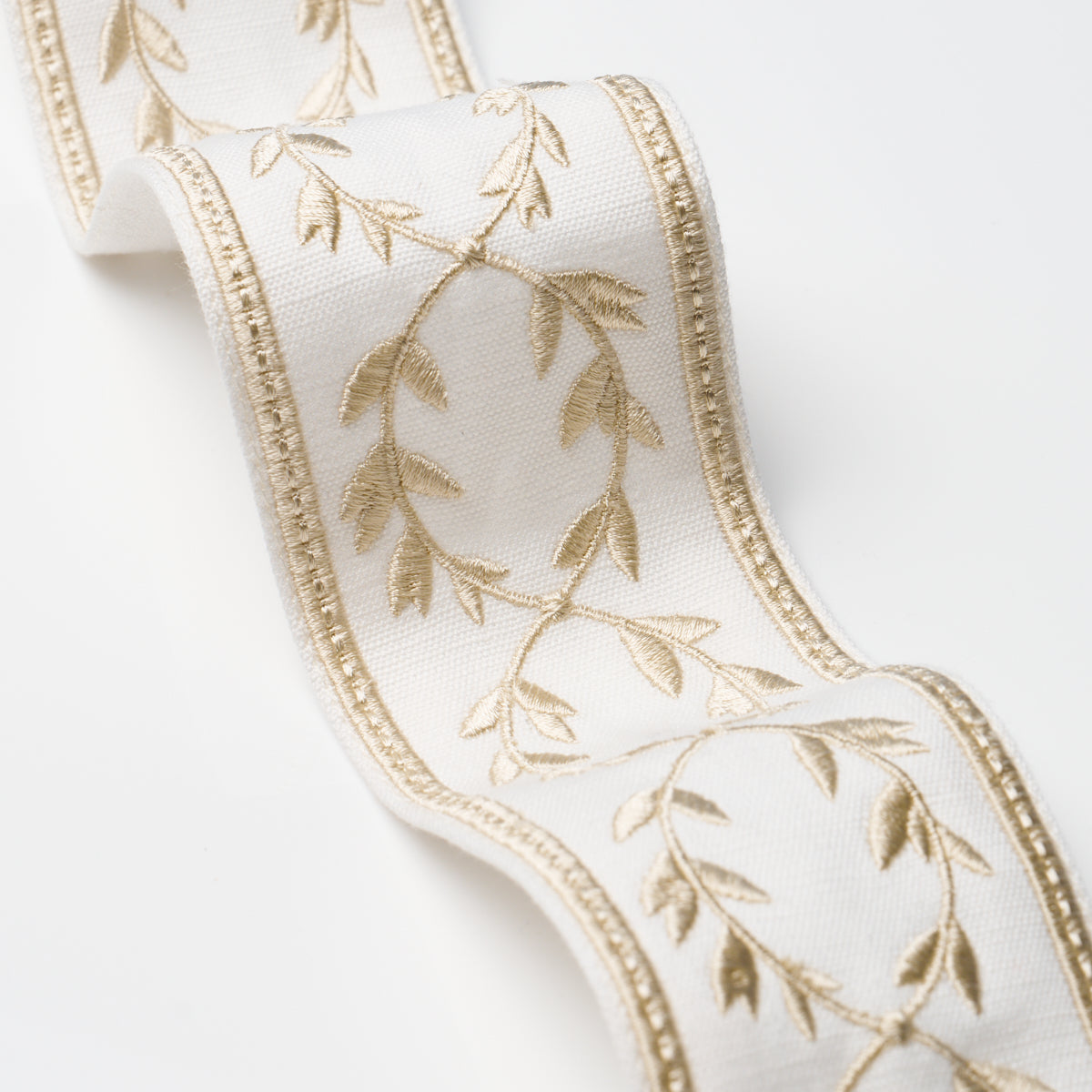 MAISON-VINE-IVORY-SCHUMACHER-84571