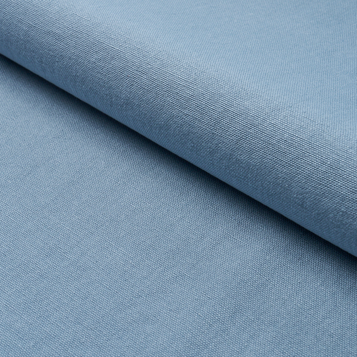 JUMI-STONEWASHED-LINEN-CHAMBRAY-SCHUMACHER-84908