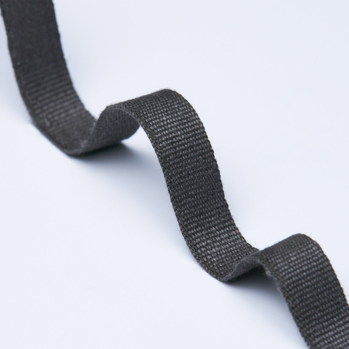 MATHIAS-LINEN-TAPE-NARROW-CHARCOAL-SCHUMACHER-85240