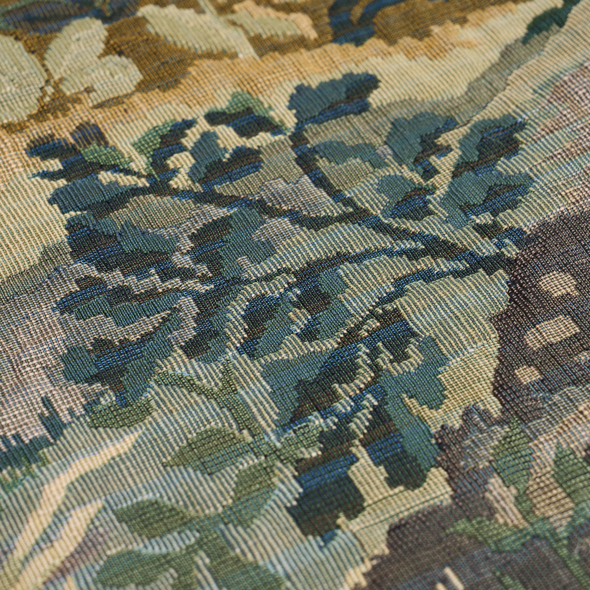 FLEMISH-TAPESTRY-VERT-SCHUMACHER-85370