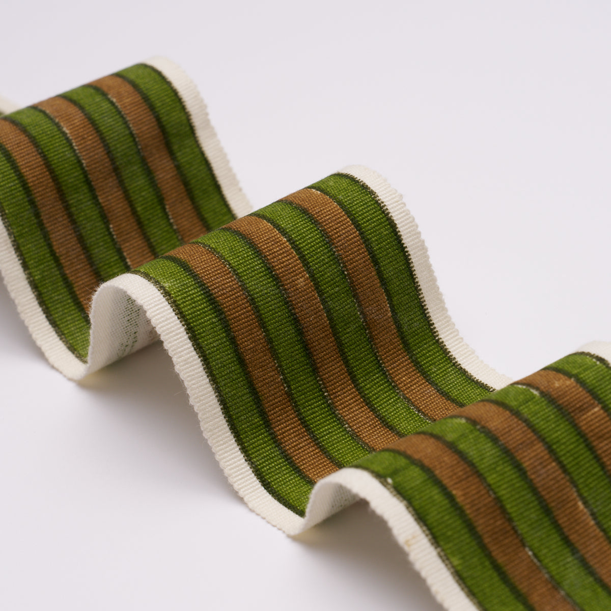 ARYA-STRIPE-HAND-BLOCK-TRIM-GREEN-SCHUMACHER-85432