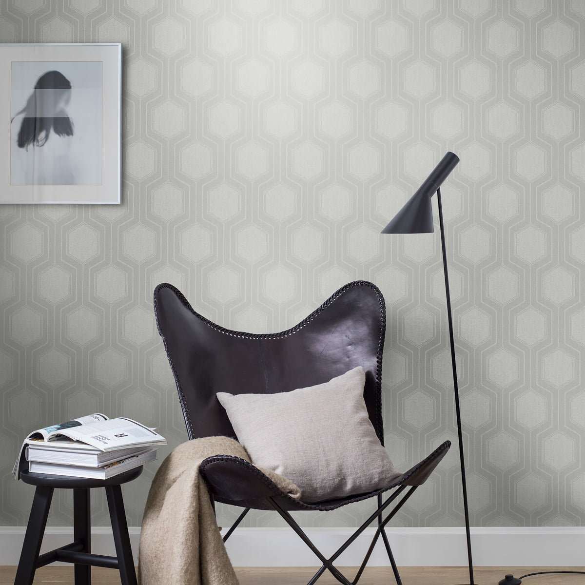 GRAPHIC-HEXAGON-GREY-SCHUMACHER-9306