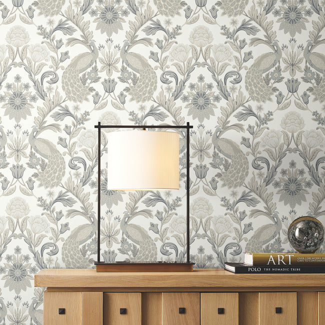 plume-dynasty-wallpaper-white-neutral-york-wallcoverings-ac9102