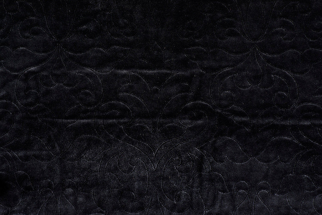 Classic Velvet - Onyx
