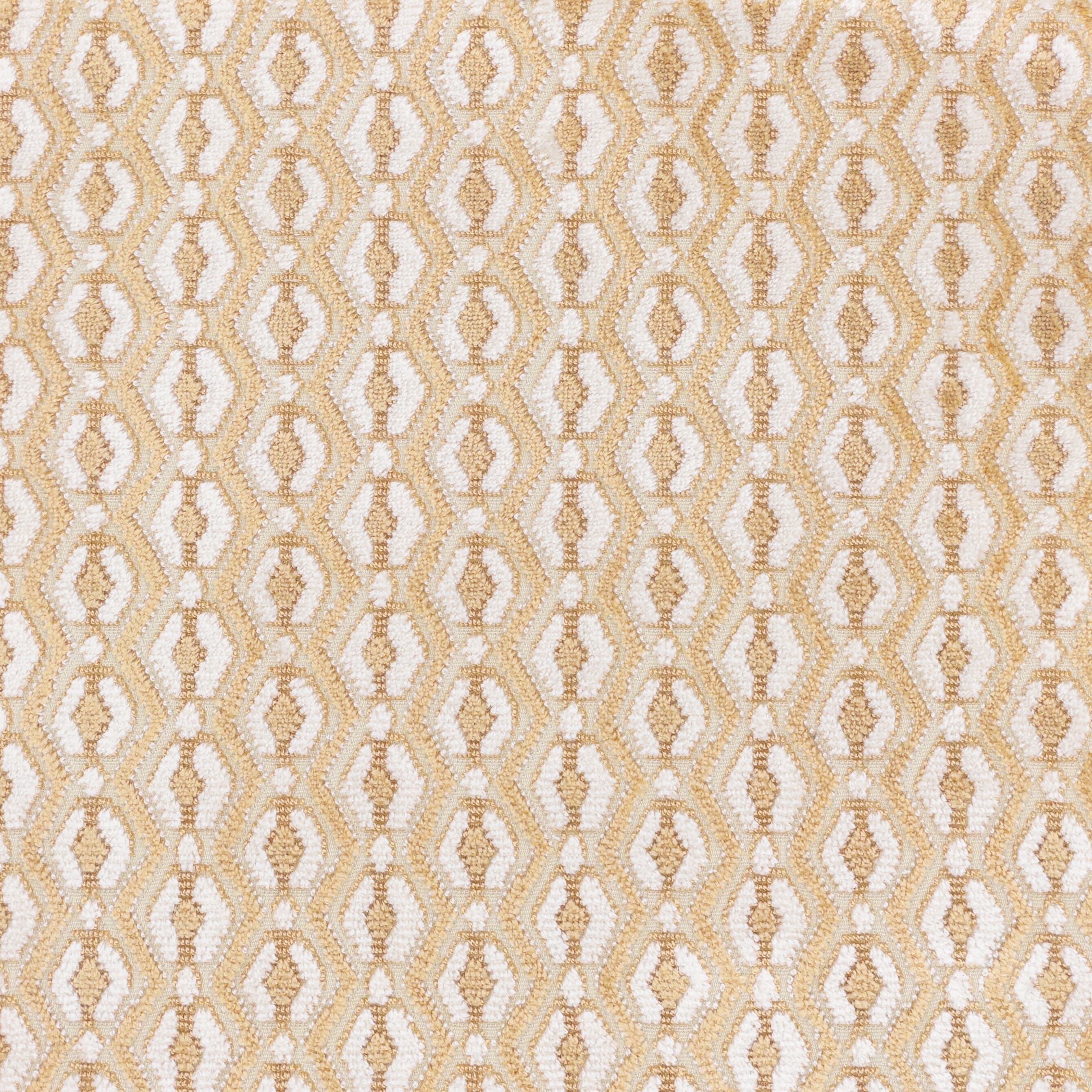 DORIAN-4-HONEY-STOUT-TEXTILES