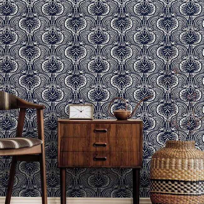 lotus-palm-wallpaper-navy-york-wallcoverings-ho2153