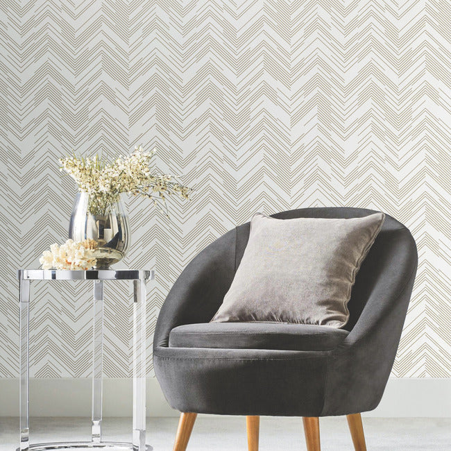 polished-chevron-wallpaper-white-gold-york-wallcoverings-md7222