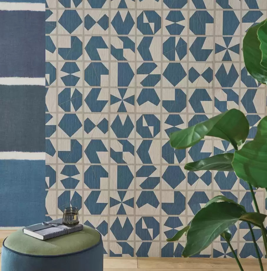 Kutani Vinyl Indigo/Ivory - Osborne & Little - W7557-03 Wallcovering