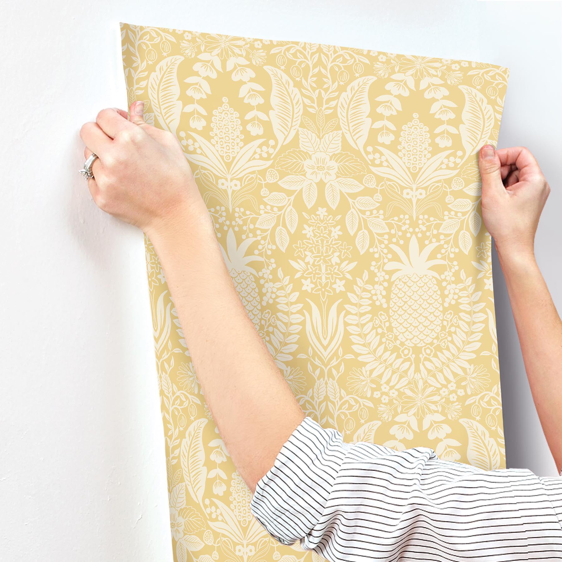 pineapple-damask-wallpaper-yellow-york-wallcoverings-rf7481