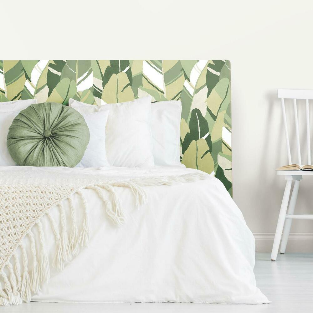 hearts-of-palm-peel-and-stick-wallpaper-green-york-wallcoverings-rmk11573rl